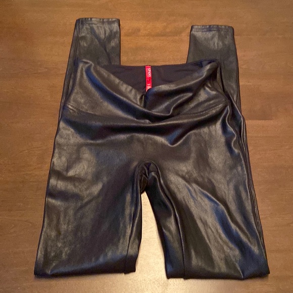 Spanx Faux Leather Leggings - Picture 2 of 4